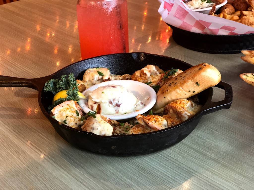 Razzoos Cajun Cafe | restaurant | 1990 S Stemmons Fwy, Lewisville, TX 75067, USA | 9723160326 OR +1 972-316-0326