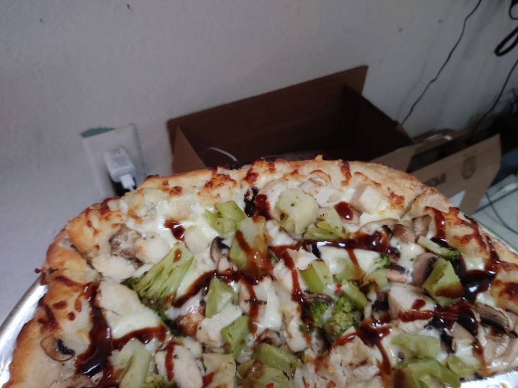 Fredy Pizza | meal takeaway | 3880 Tamiami Trail, Port Charlotte, FL 33952, USA | 9418759582 OR +1 941-875-9582