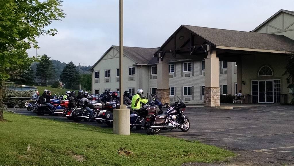 Hotel Hillsboro | restaurant | 1235 Water Ave, Hillsboro, WI 54634, USA | 6084893000 OR +1 608-489-3000