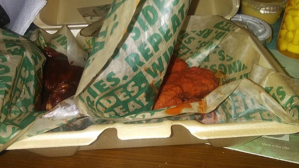 Wingstop | restaurant | 11983 Blondo St, Omaha, NE 68164, USA | 4029349464 OR +1 402-934-9464