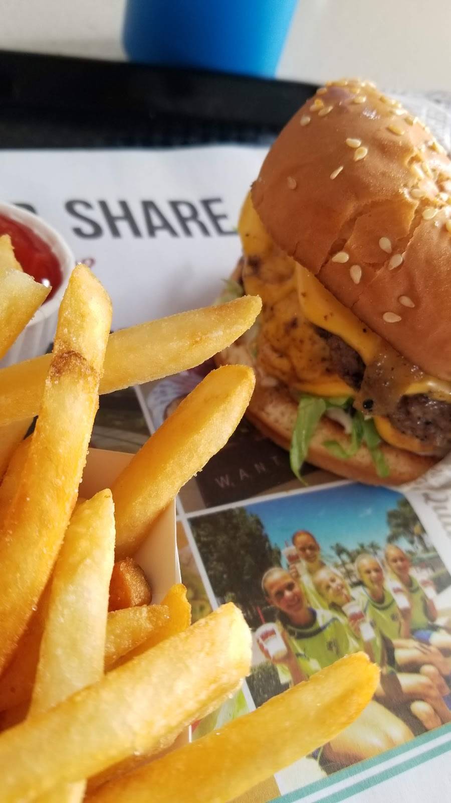 Habit Burger | restaurant | 3001 Wilshire Blvd Suite A, Santa Monica, CA 90403, USA | 4245375745 OR +1 424-537-5745