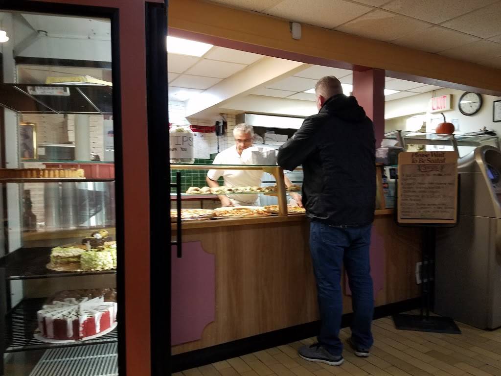 Lisa Restaurant & Pizzeria | restaurant | New Jersey 35, Laurence Harbor, NJ 08879, USA | 7322901313 OR +1 732-290-1313