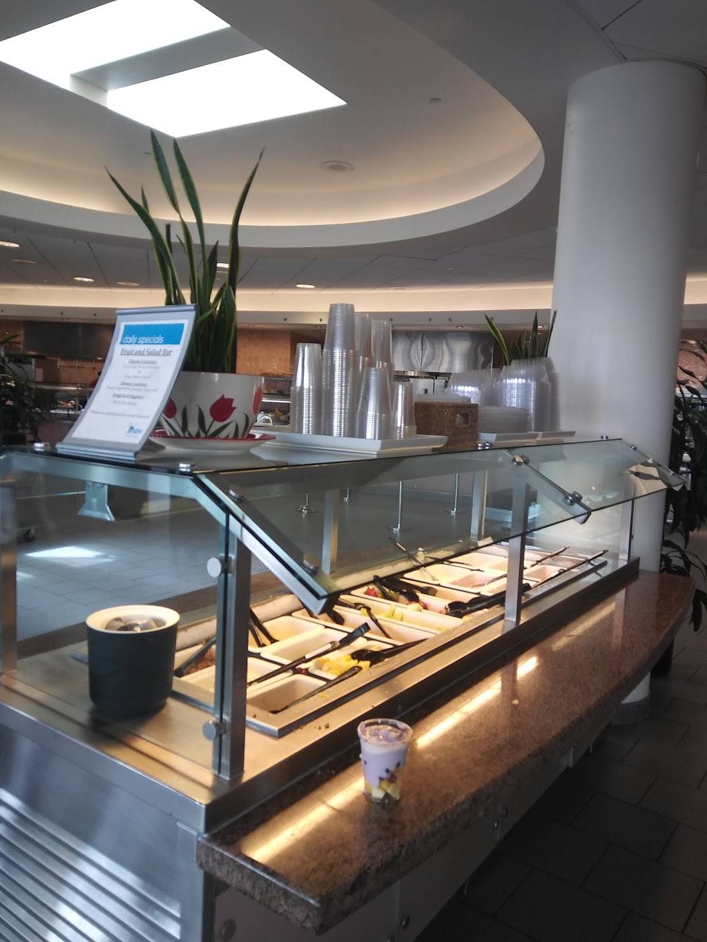 Café Ventanas | restaurant | 9500 Gilman Dr, La Jolla, CA 92093, USA | 8588221975 OR +1 858-822-1975