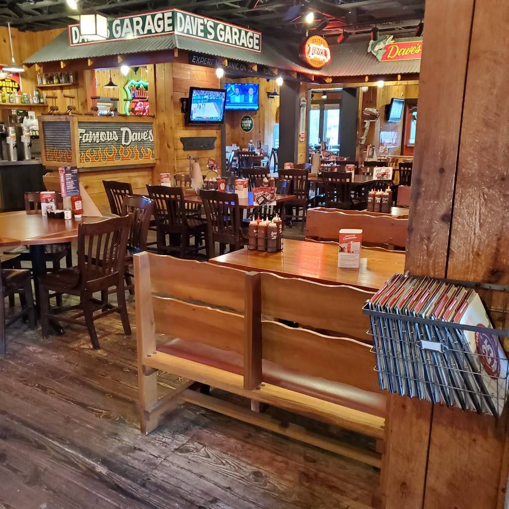 Famous Daves Bar-B-Que | restaurant | 1720 22nd St, West Des Moines, IA 50266, USA | 5152670800 OR +1 515-267-0800
