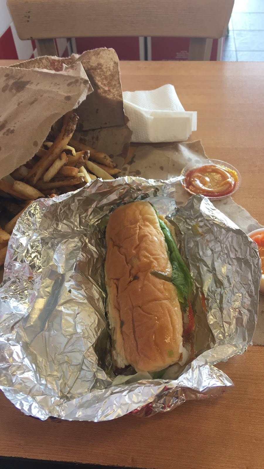 Five Guys | meal takeaway | 2341 Jericho Turnpike, Garden City Park, NY 11040, USA | 5163079014 OR +1 516-307-9014