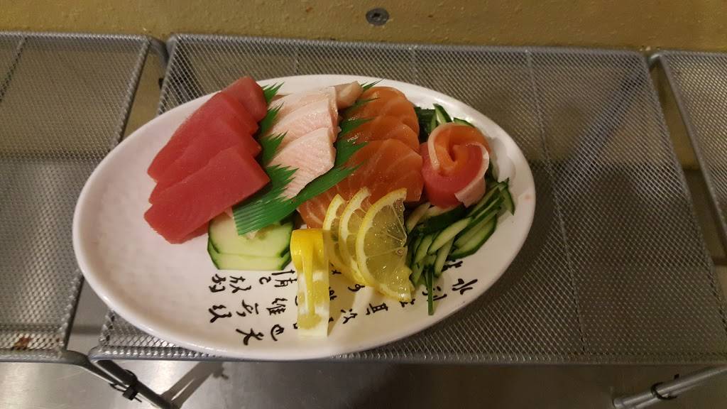 Sushi 7 | restaurant | 5030 Las Brisas Blvd #B5, Reno, NV 89523, USA | 7758271515 OR +1 775-827-1515