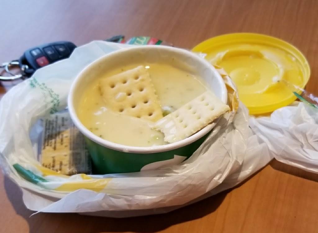 Subway Restaurants | restaurant | 7718 Old Branch Ave, Clinton, MD 20735, USA | 3018683281 OR +1 301-868-3281