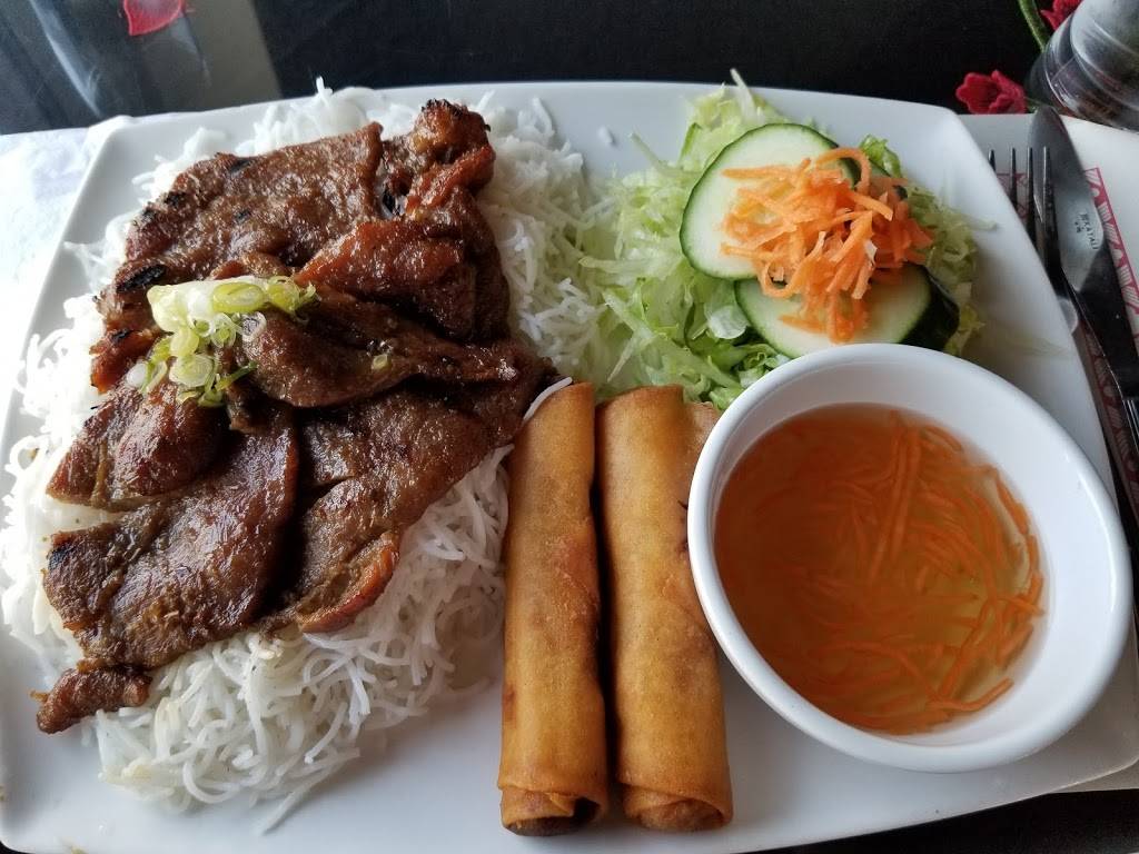 Ha Noi Pho | restaurant | 4312 Innes Rd #1, Orléans, ON K4A 5E6, Canada | 6135901000 OR +1 613-590-1000