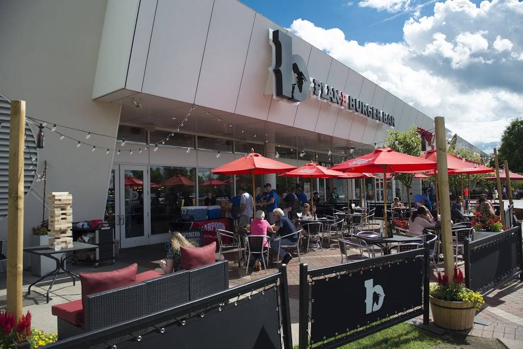 Plan b Springfield | restaurant | 1000 W Columbus Ave, Springfield, MA 01105, USA | 4132858296 OR +1 413-285-8296