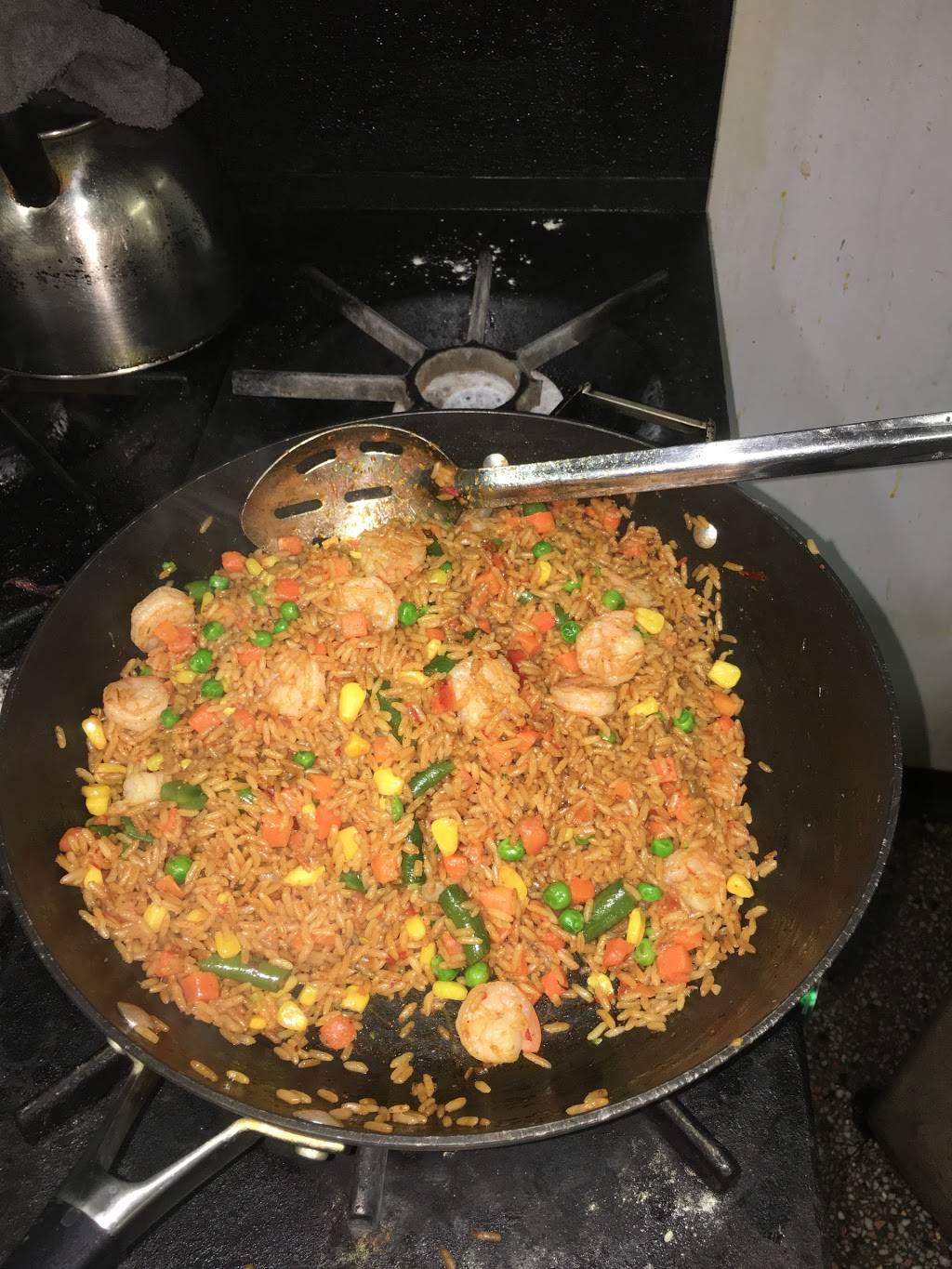 SouthSide African Resturant | restaurant | 8311 S Baltimore Ave, Chicago, IL 60617, USA | 8726665588 OR +1 872-666-5588