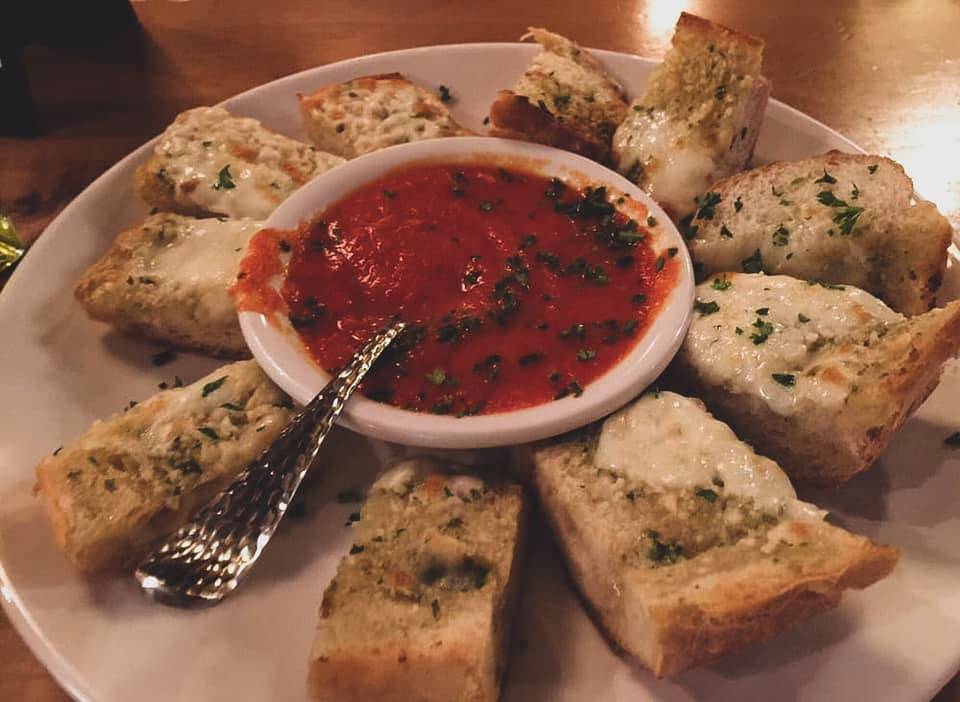 Uncle Louie The Restaurant | restaurant | 31313 N Scottsdale Rd, Scottsdale, AZ 85262, USA | 4805951122 OR +1 480-595-1122