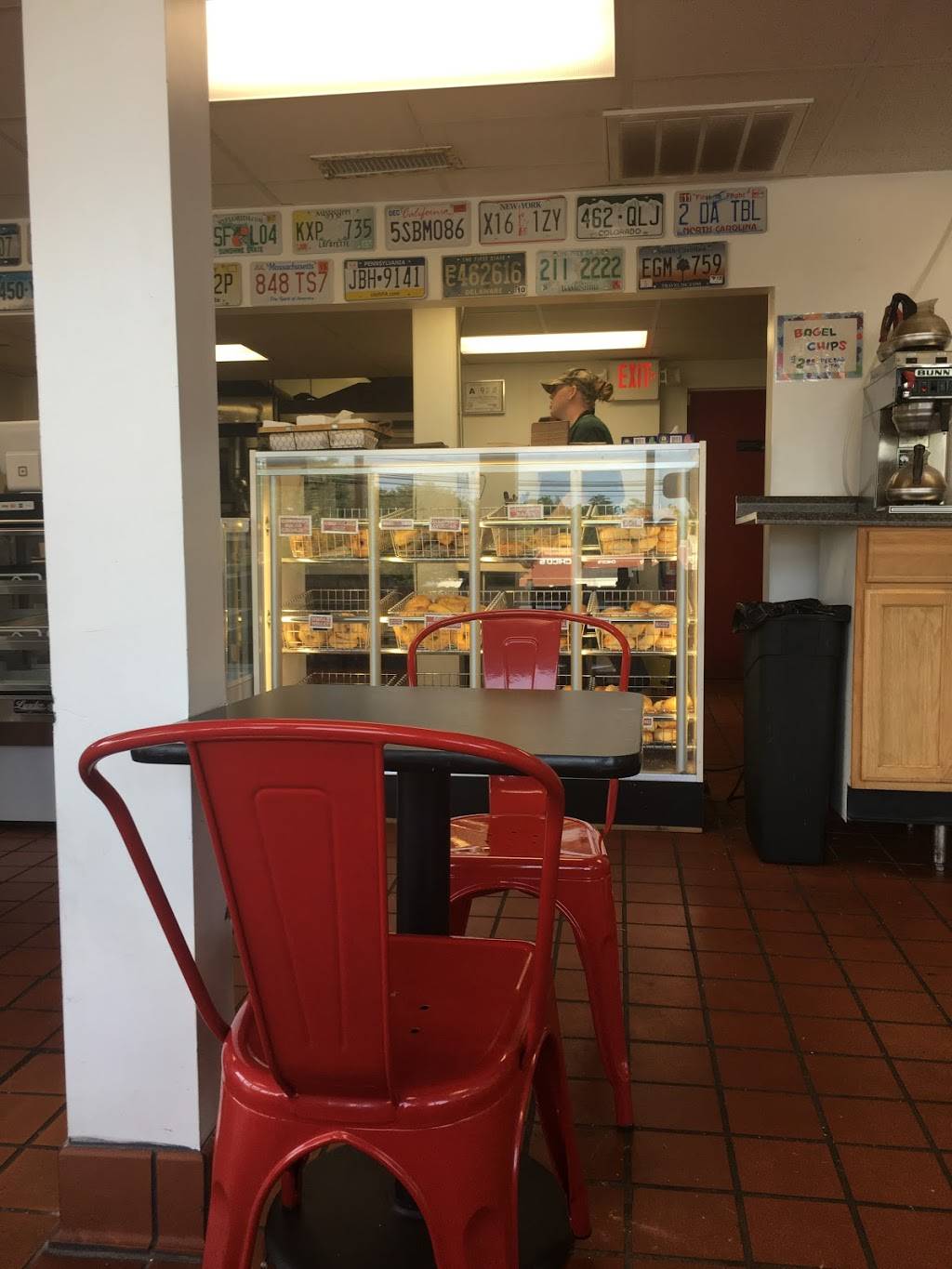 High Point Bagel | restaurant | 1228 Eastchester Dr, High Point, NC 27265, USA | 3368755050 OR +1 336-875-5050