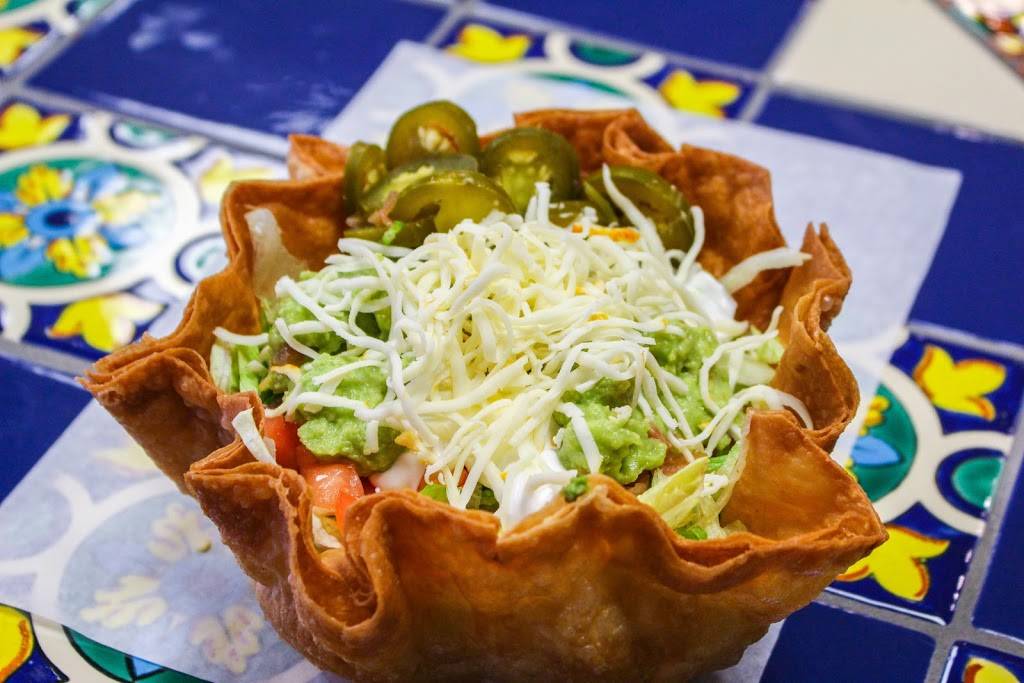 Mr. Burrito | restaurant | 314 S High St, West Chester, PA 19382, USA | 6104299000 OR +1 610-429-9000