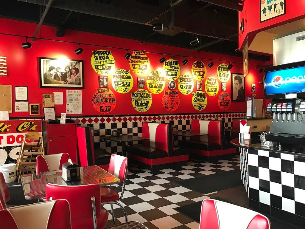 Mr. Cs Hot Dogs and More | restaurant | 1350 E Chicago St, Elgin, IL 60120, USA | 8478884600 OR +1 847-888-4600