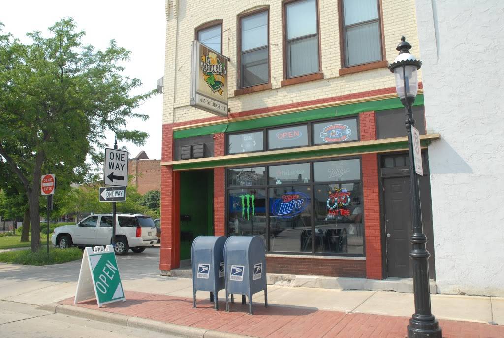 McGeorges Pub | restaurant | 415 George St, De Pere, WI 54115, USA | 9206767677 OR +1 920-676-7677