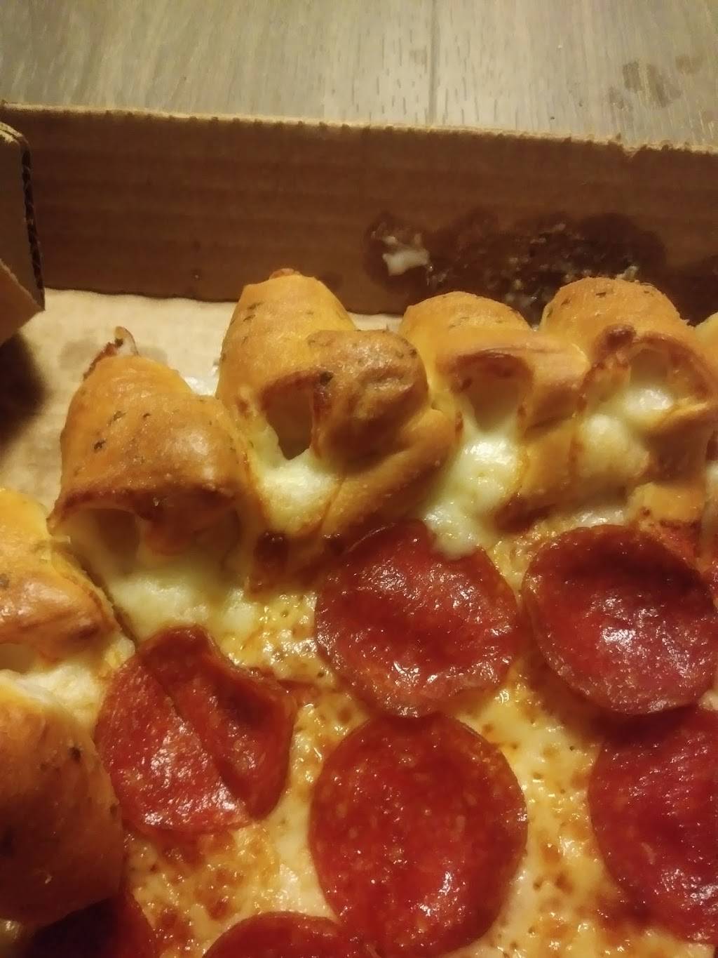 Pizza Hut | restaurant | 10395 Narcoossee Rd #200, Orlando, FL 32827, USA | 4072779121 OR +1 407-277-9121