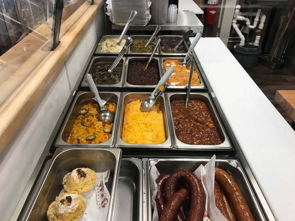 Holy Hog Barbecue | restaurant | 127 E Bloomingdale Ave, Brandon, FL 33511, USA | 8135487420 OR +1 813-548-7420