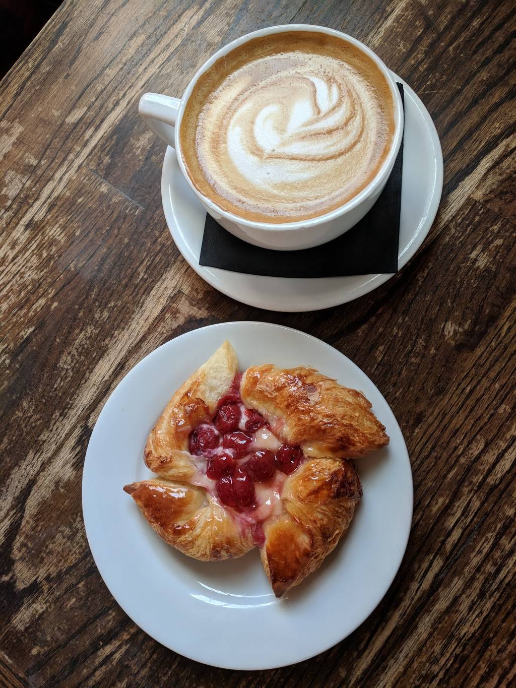 Filo | cafe | 1155 Tunnel Rd, Asheville, NC 28805, USA | 8282989777 OR +1 828-298-9777