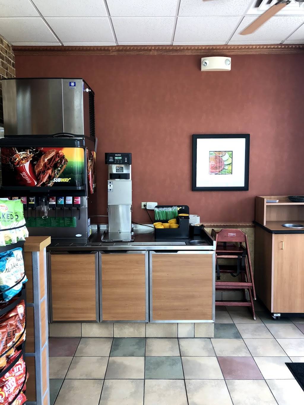 Subway Restaurants | restaurant | 1414 E Algonquin Rd, Schaumburg, IL 60173, USA | 8479258600 OR +1 847-925-8600
