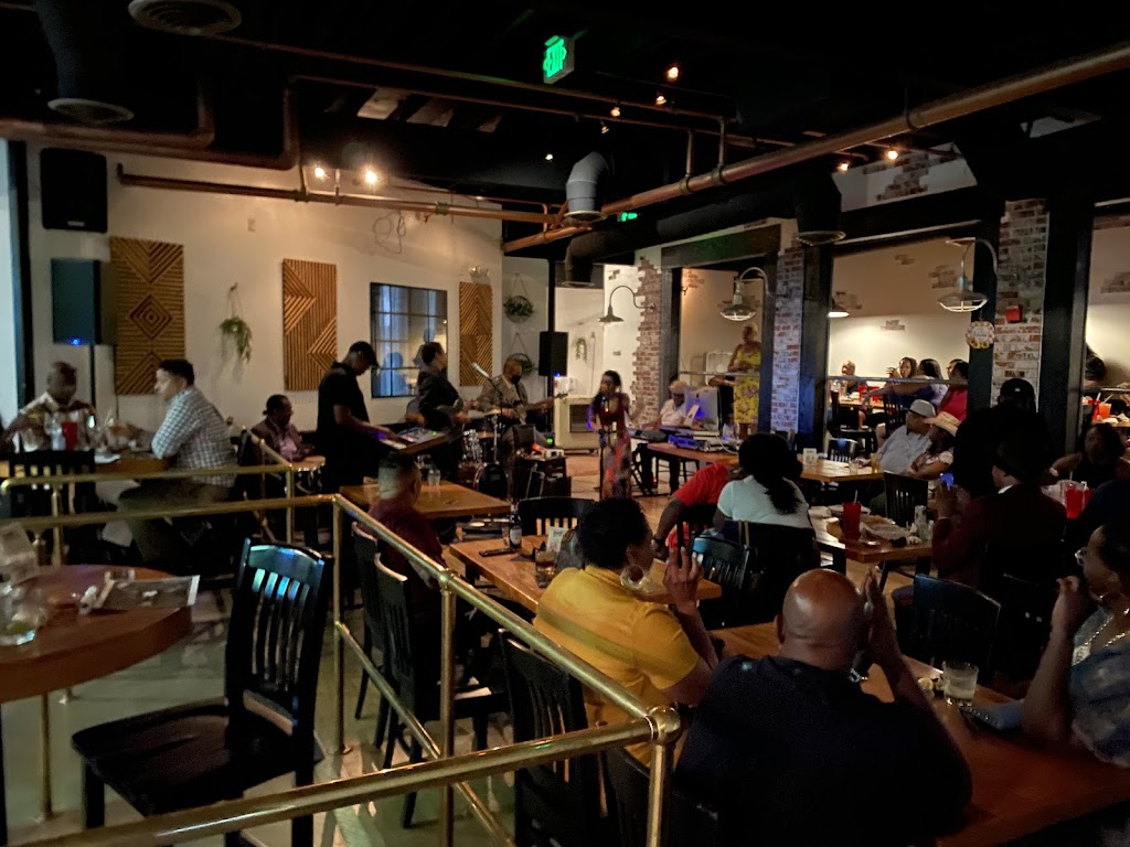 The Urban Corner | restaurant | 55 N Litchfield Rd, Goodyear, AZ 85338, USA | 6232402216 OR +1 623-240-2216