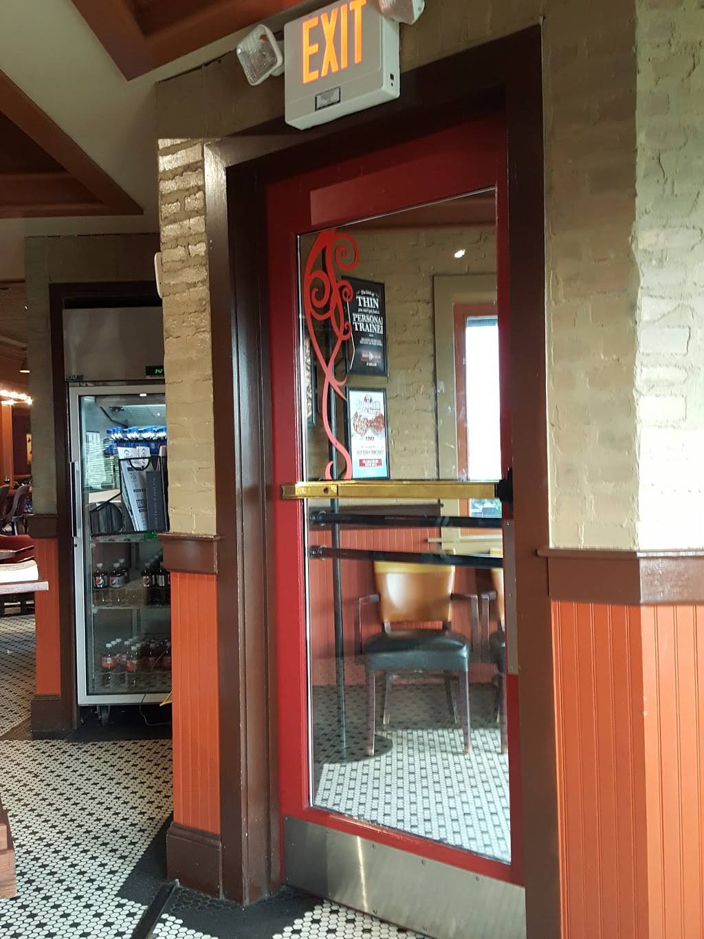 Uno Pizzeria & Grill | meal takeaway | 399 Squire Rd, Revere, MA 02151, USA | 7812892330 OR +1 781-289-2330