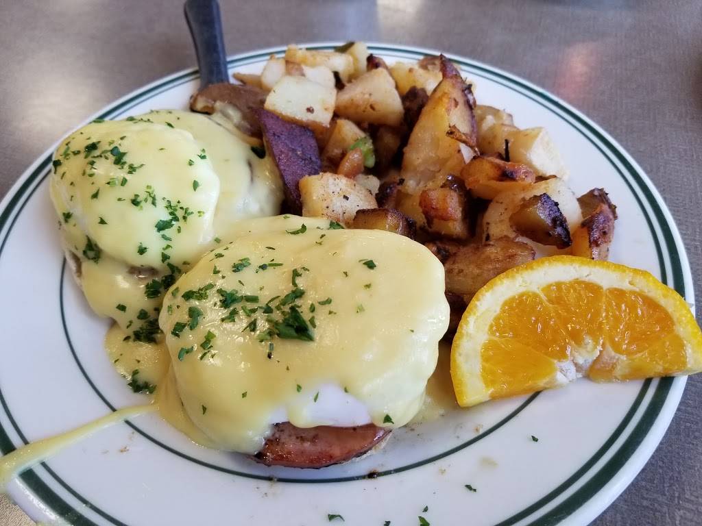 J & Ms Family Restaurant | restaurant | 1215 E Valley Pkwy, Escondido, CA 92027, USA | 7607453710 OR +1 760-745-3710