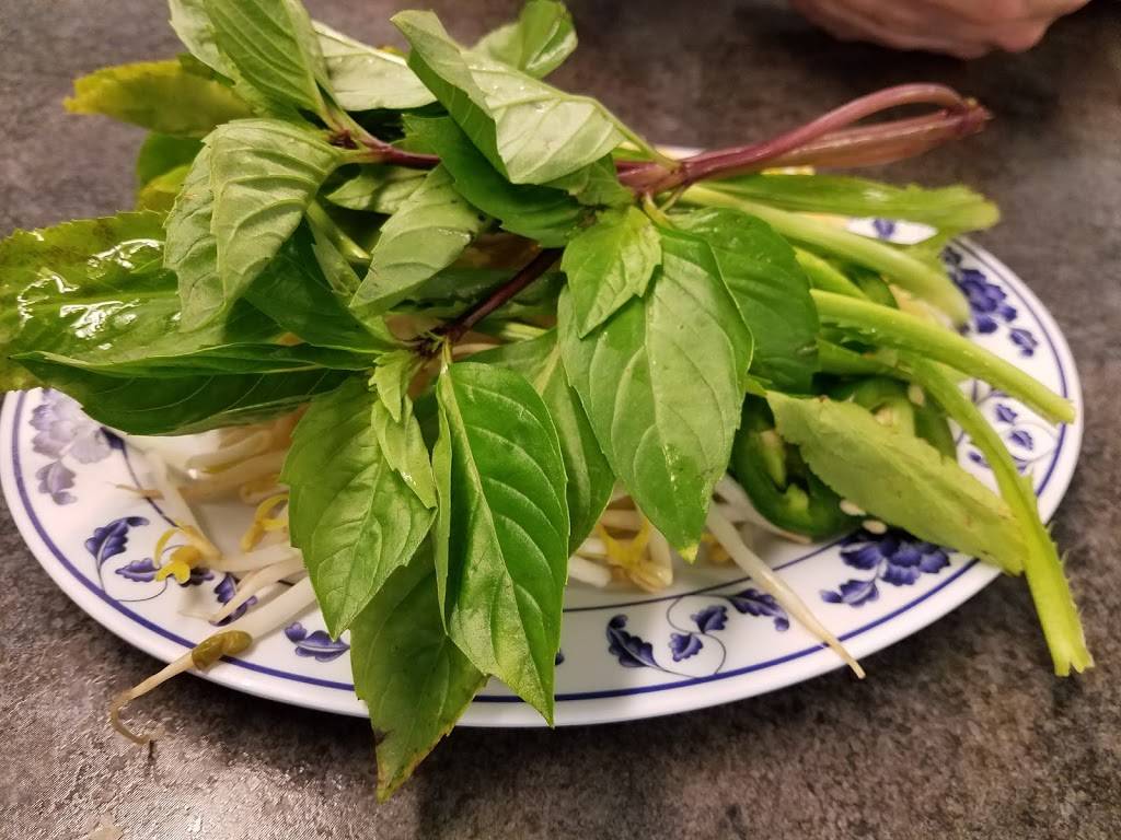 Pho King Vietnamese Restaurant | restaurant | 823 California Ave, Wahiawa, HI 96786, USA | 8086215499 OR +1 808-621-5499