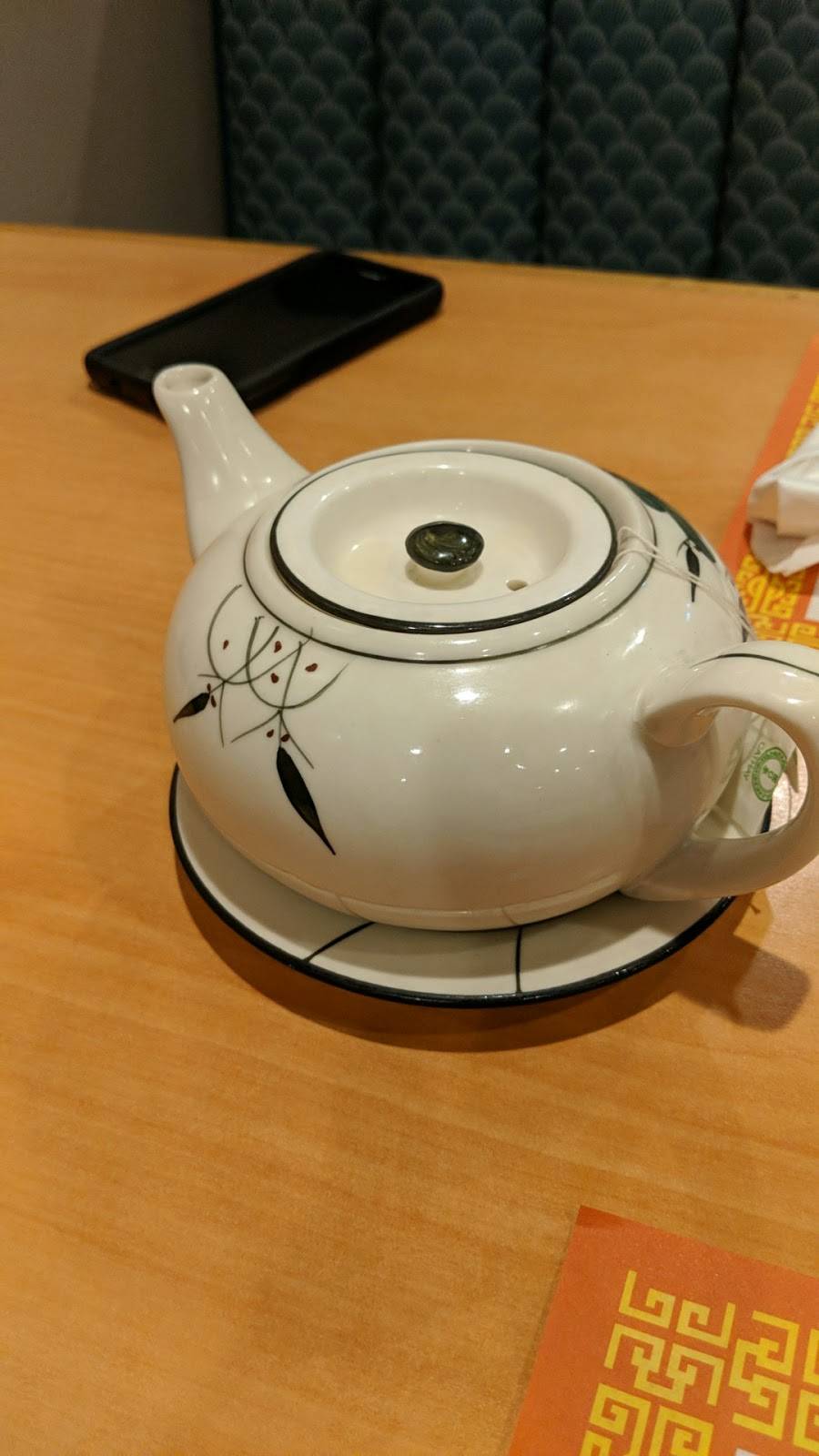 Chens Chinese Bistro | restaurant | 990 East Riggs Road, Chandler, AZ 85249, USA | 4808833138 OR +1 480-883-3138