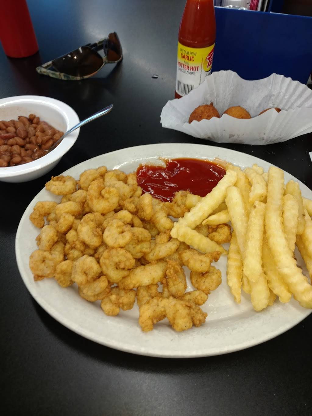 Checkered Flag Barbecue | restaurant | 1530 S Main St, Salisbury, NC 28144, USA | 7046362628 OR +1 704-636-2628