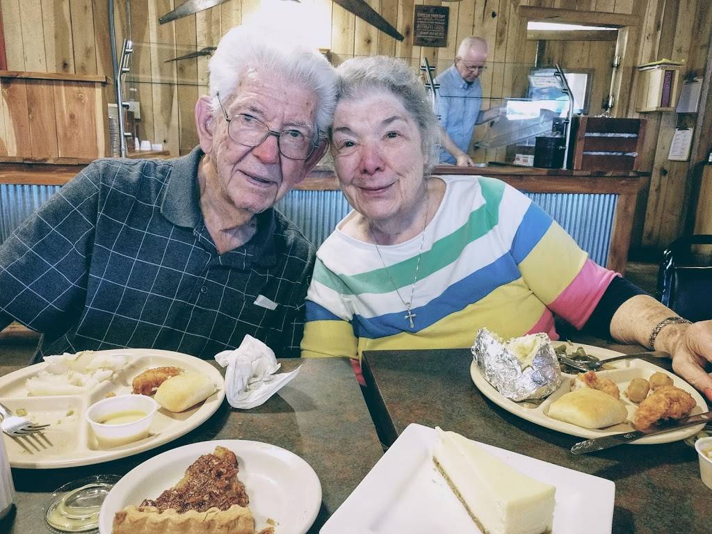 Saw Meal Restaurant | restaurant | Adamsville, TN 38310, USA | 7316325111 OR +1 731-632-5111