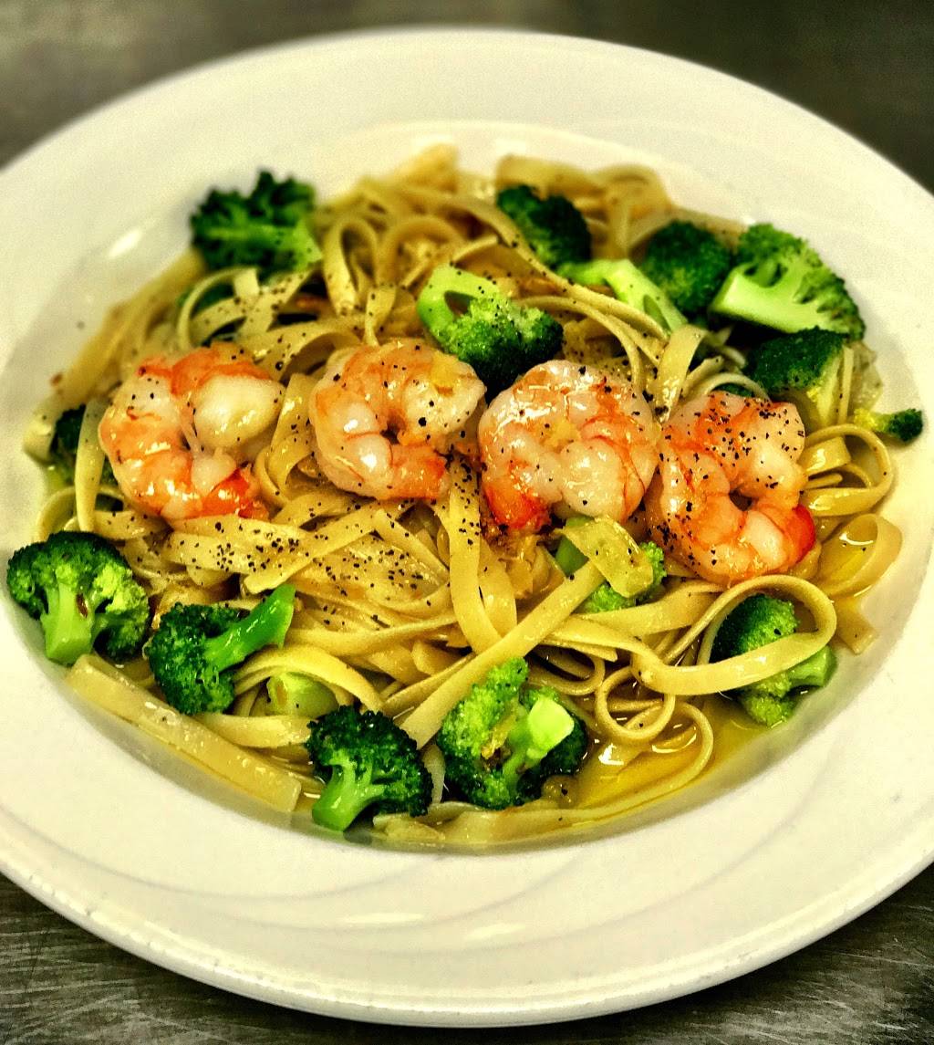 Mezza Luna Restaurant | restaurant | 253 Main St, Buzzards Bay, MA 02532, USA | 5087594667 OR +1 508-759-4667