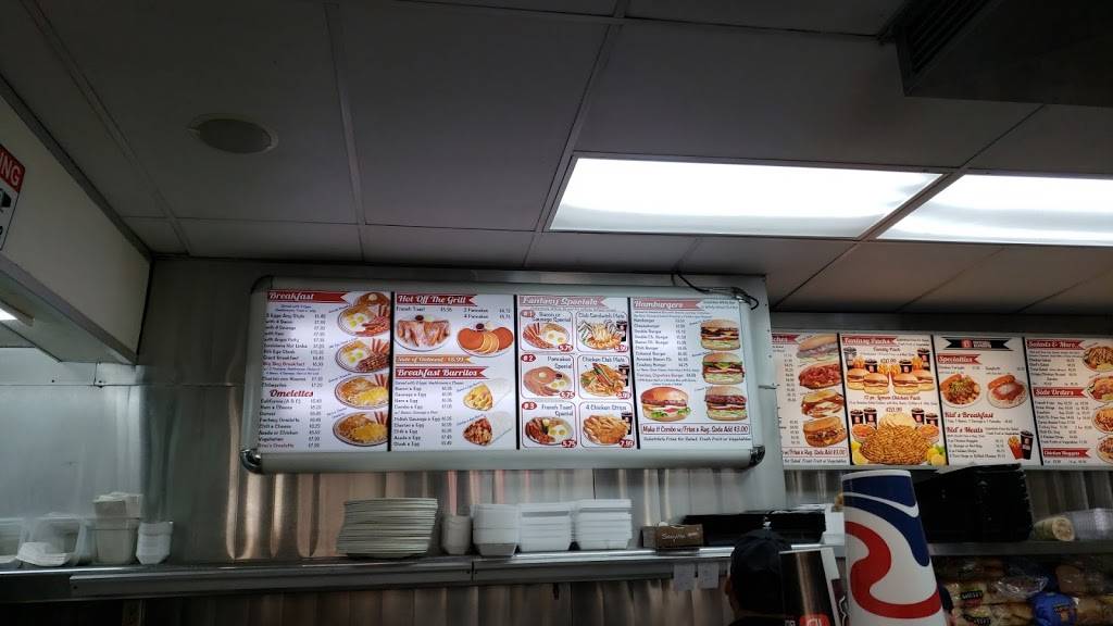 Fantasy Burgers | restaurant | 1320 E South St, Long Beach, CA 90805, USA | 5624222313 OR +1 562-422-2313