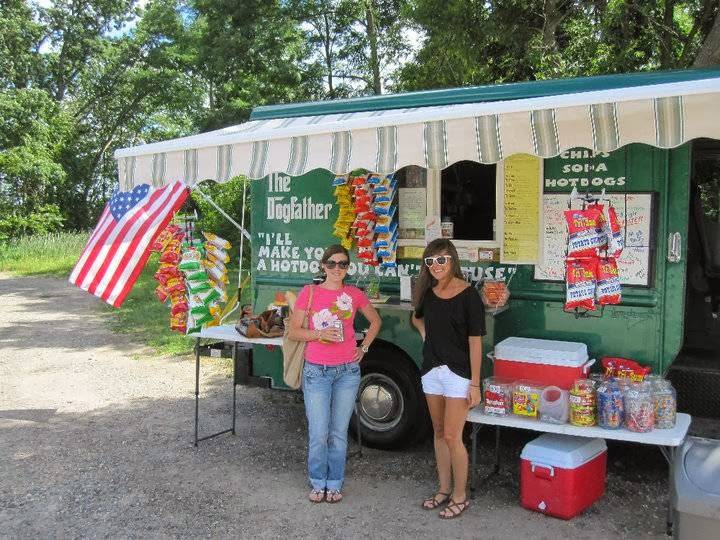 The Dogfather | restaurant | 84 Holden St, Worcester, MA 01606, USA | 5087133730 OR +1 508-713-3730