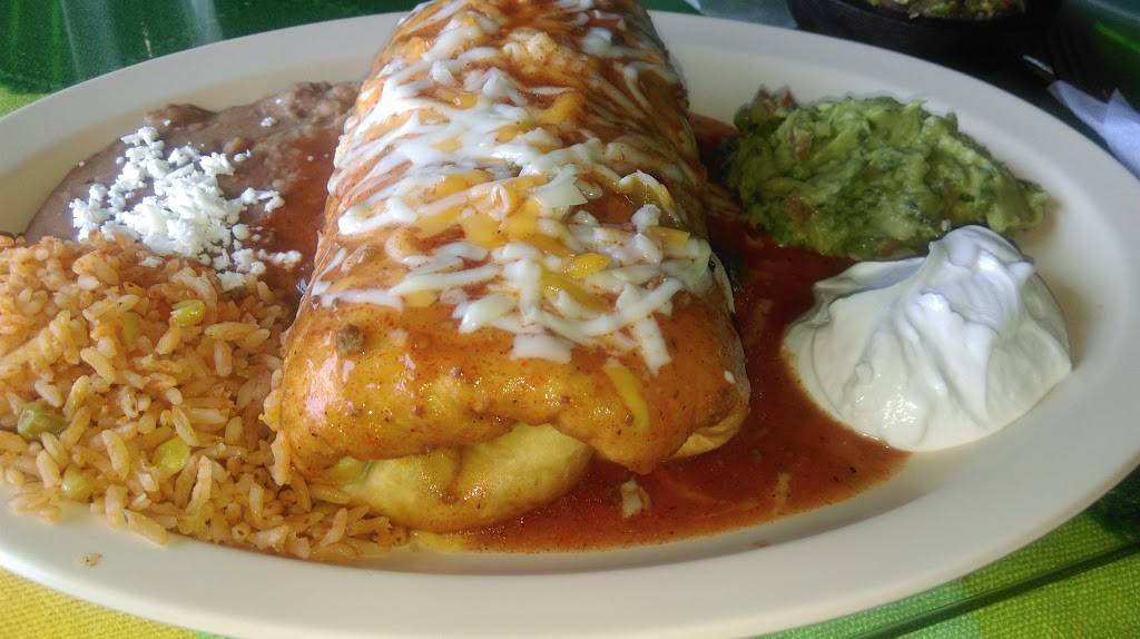 Faros | restaurant | 411 E Main St, East Dundee, IL 60118, USA | 8474260506 OR +1 847-426-0506