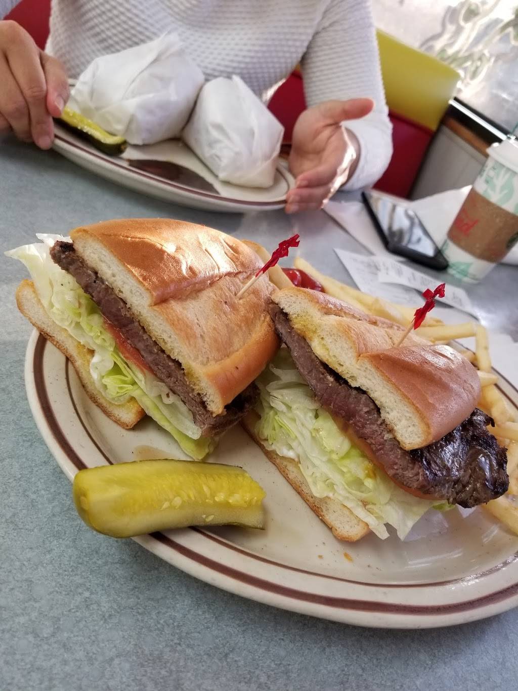 Angelos Burgers | restaurant | brookhurst Shopping Center,, Brookhurst Shopping Center,, 2235 W Ball Rd, Anaheim, CA 92804, USA | 7147745508 OR +1 714-774-5508