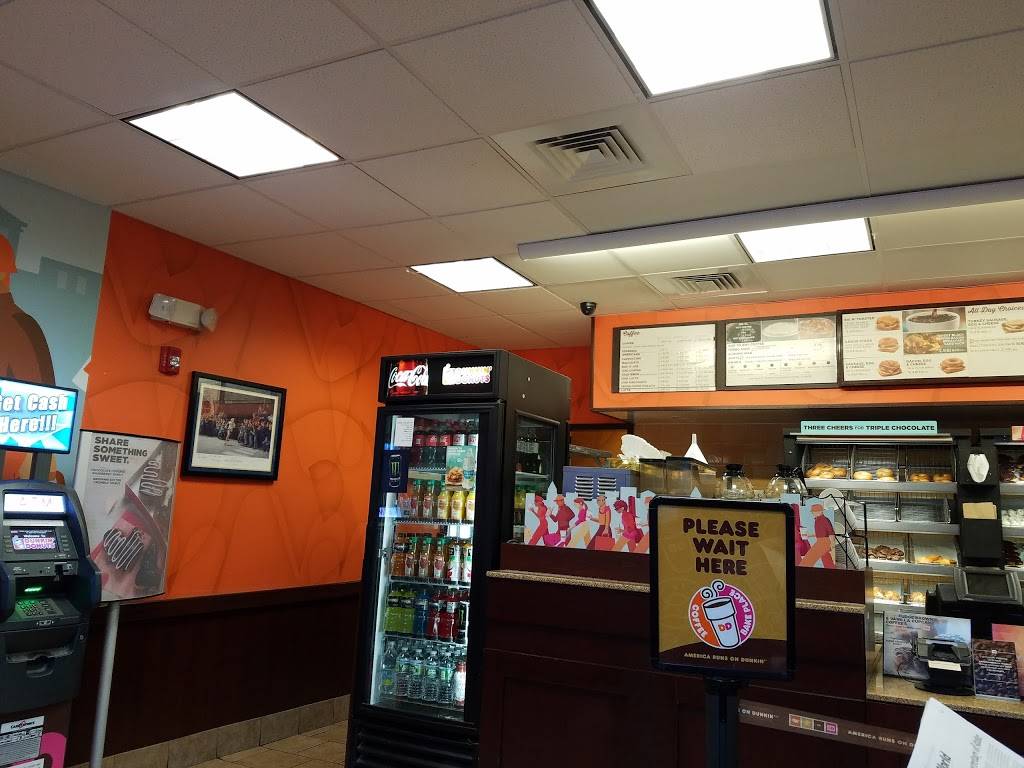 Dunkin | bakery | 8 Harvard St, Brookline, MA 02445, USA | 6172327572 OR +1 617-232-7572