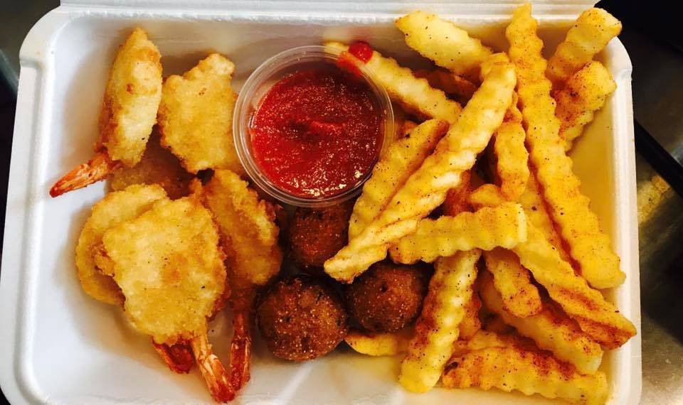 Smokin Bones BBQ | restaurant | 3003 E Abram St, Arlington, TX 76010, USA | 8174229633 OR +1 817-422-9633