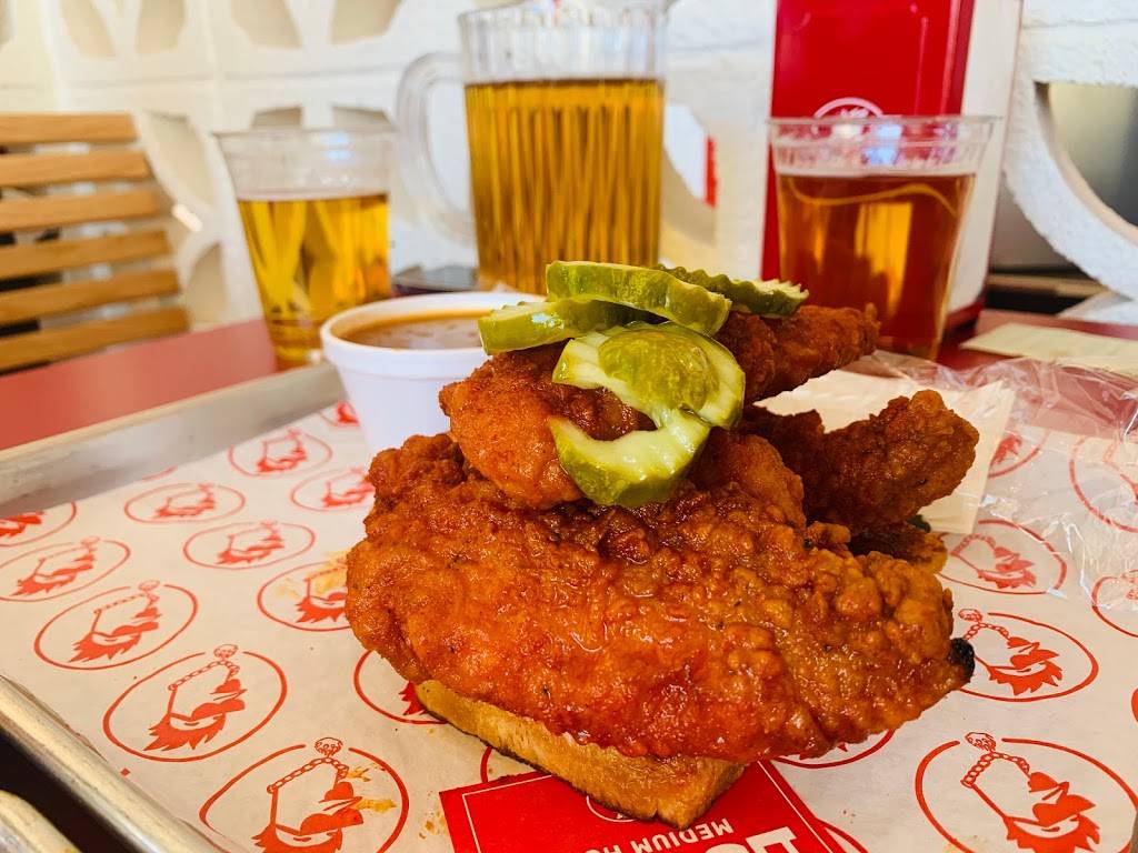 Luckys Hot Chicken | restaurant | 4505 Gaston Ave, Dallas, TX 75246, USA | 2144437927 OR +1 214-443-7927