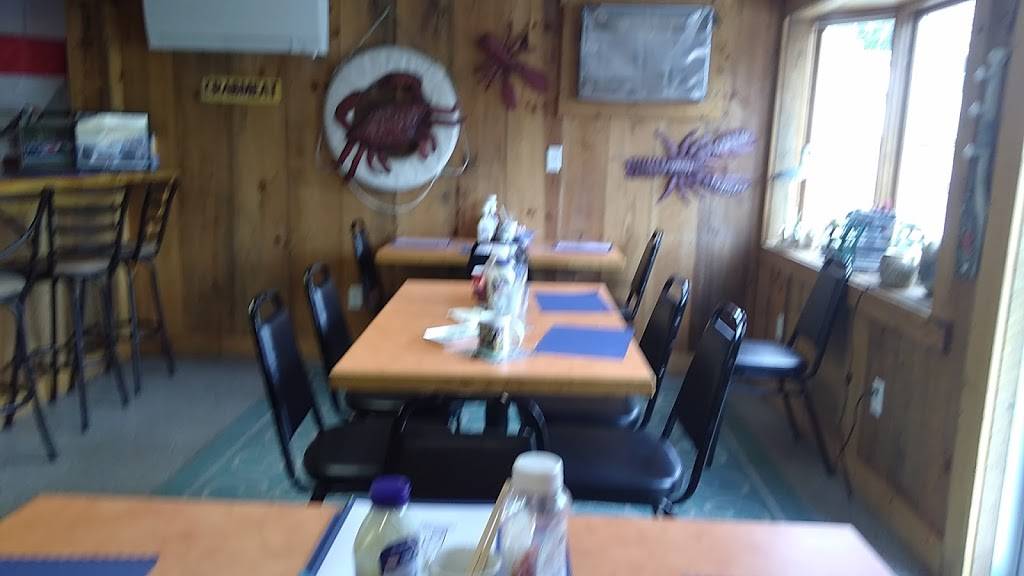 Surry Seafood Co | restaurant | 60 Weld St, Dixfield, ME 04224, USA | 2075629900 OR +1 207-562-9900