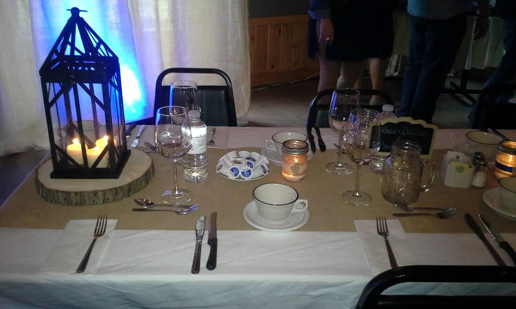 Chalet Du Mont-Trinite Ltee | restaurant | 220 Chemin du Mont-Trinité, Saint-Michel-des-Saints, QC J0K 3B0, Canada | 4508335598 OR +1 450-833-5598