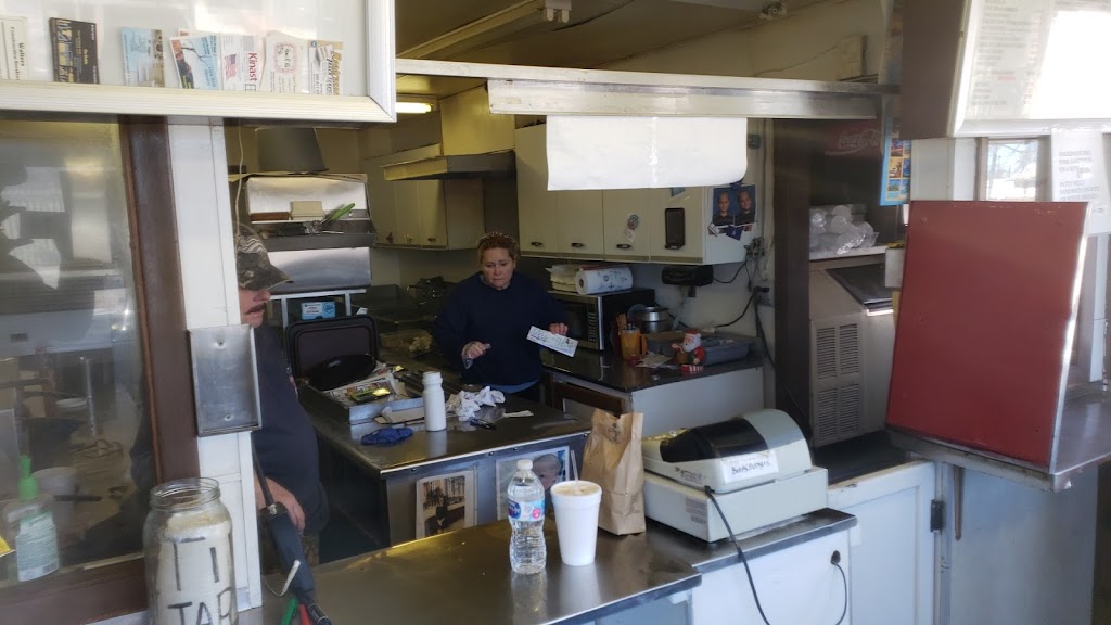 Beeps Burgers | restaurant | 381 Main St, Springfield, CO 81073, USA | 7195236788 OR +1 719-523-6788