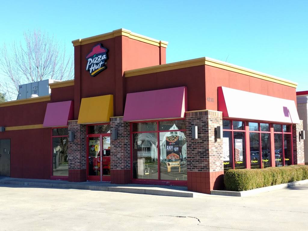 Pizza Hut | restaurant | 4211 Shelbyville Rd, Louisville, KY 40207, USA | 5028954318 OR +1 502-895-4318