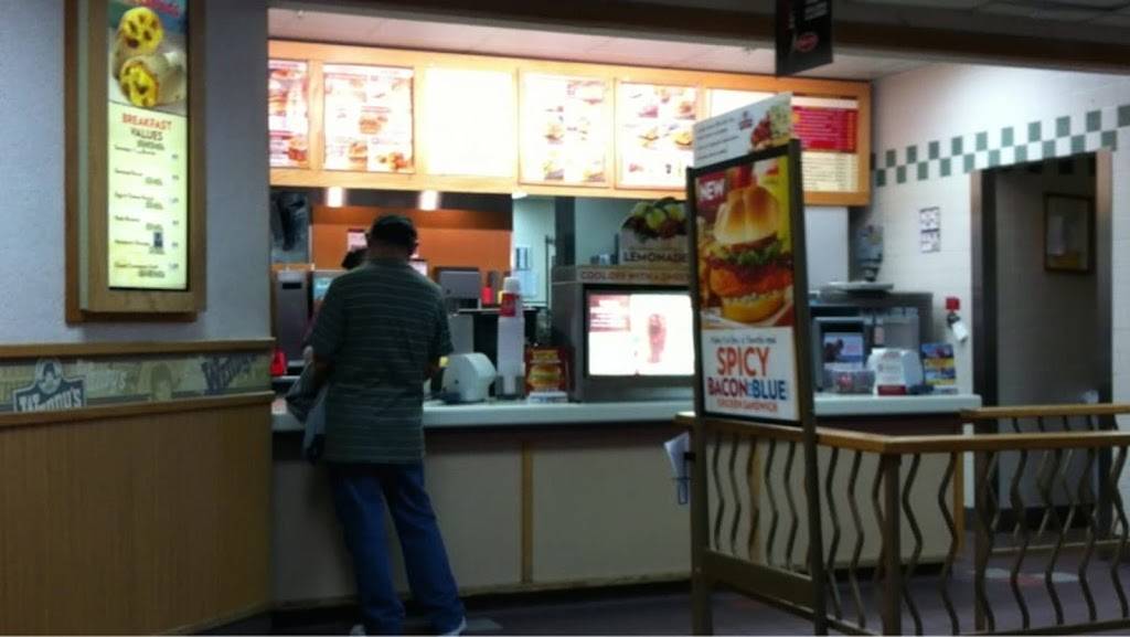 Wendys | restaurant | 22611 Ventura Blvd, Woodland Hills, CA 91364, USA | 8182251038 OR +1 818-225-1038