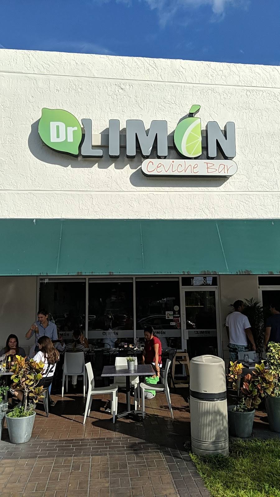 Dr. Limon Ceviche Bar - FIU | restaurant | 10548 SW 8th St, Miami, FL 33174, USA | 3052289198 OR +1 305-228-9198