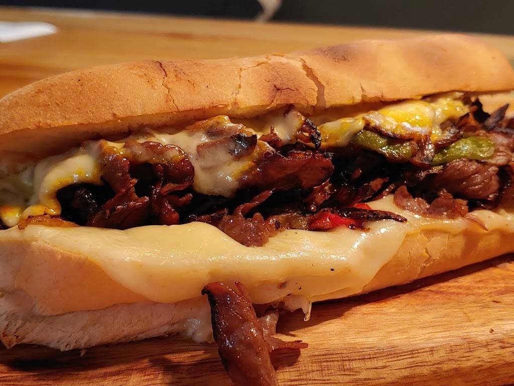 The Poboy House | restaurant | 170 6th St, Port Allen, LA 70767, USA | 2253439305 OR +1 225-343-9305