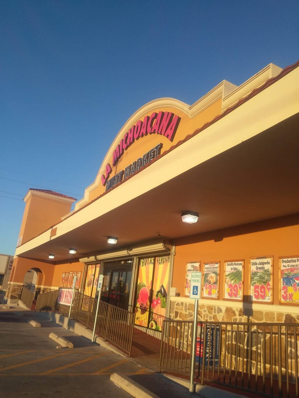 La Michoacana Meat Market | bakery | 9811 N Interstate 35 Frontage Rd Ste 200, Austin, TX 78753, USA | 5129730022 OR +1 512-973-0022