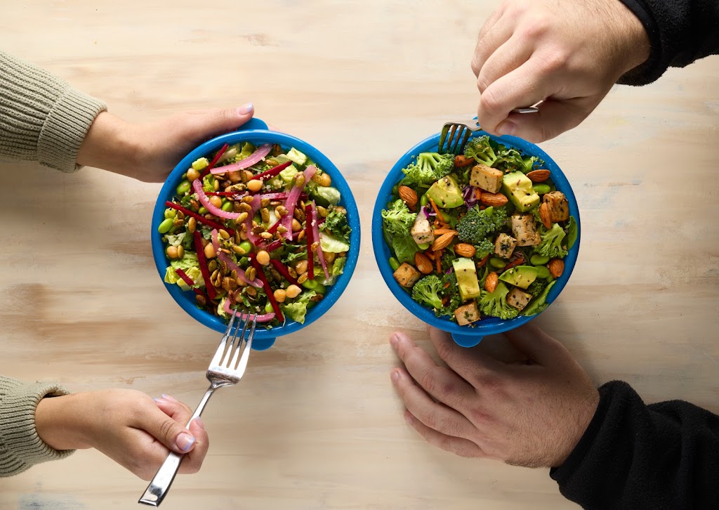 Just Salad | restaurant | 6040 Jericho Turnpike, Commack, NY 11725, USA | 8666733757 OR +1 866-673-3757