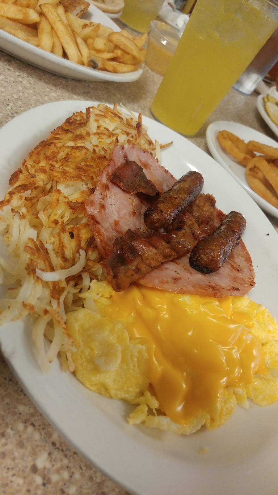 Marks Midtown Coney Island | restaurant | 529 E Michigan Ave, Saline, MI 48176, USA | 7344291755 OR +1 734-429-1755