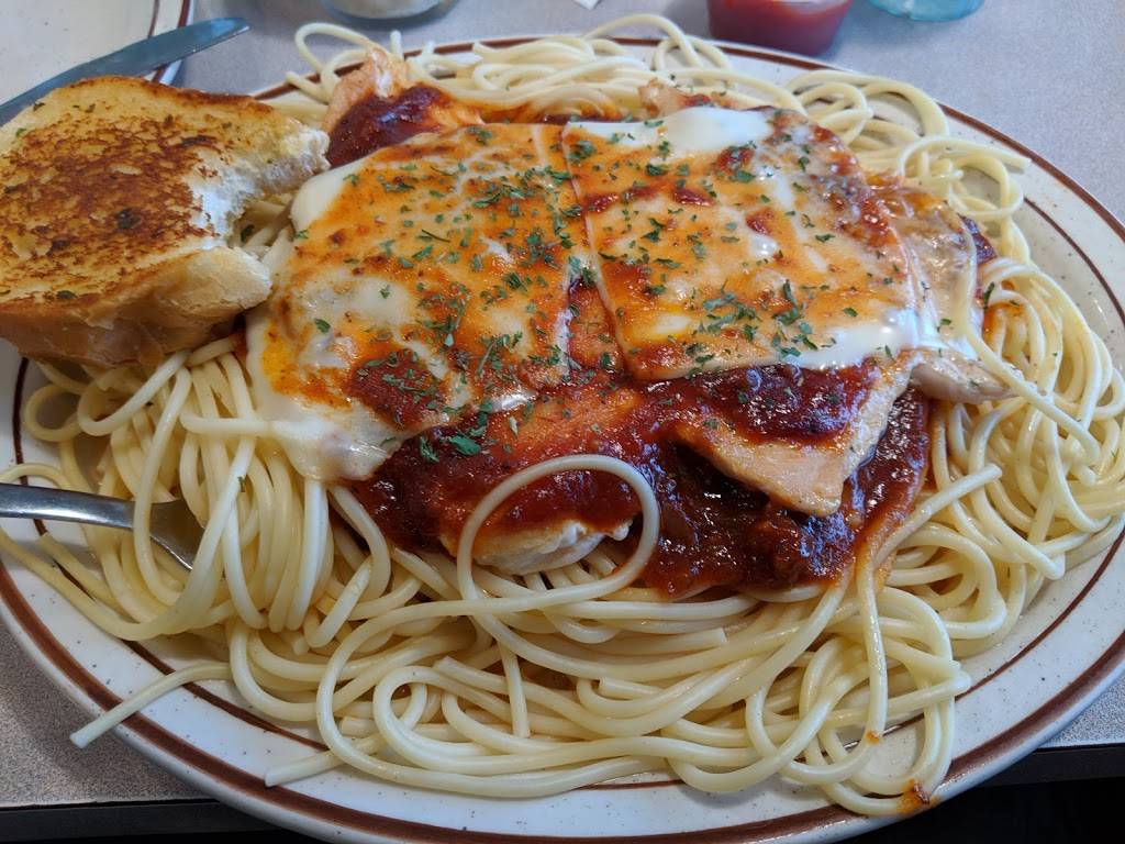 Kaukauna Family Restaurant | restaurant | 2858, 1011 Crooks Ave, Kaukauna, WI 54130, USA | 9207591896 OR +1 920-759-1896