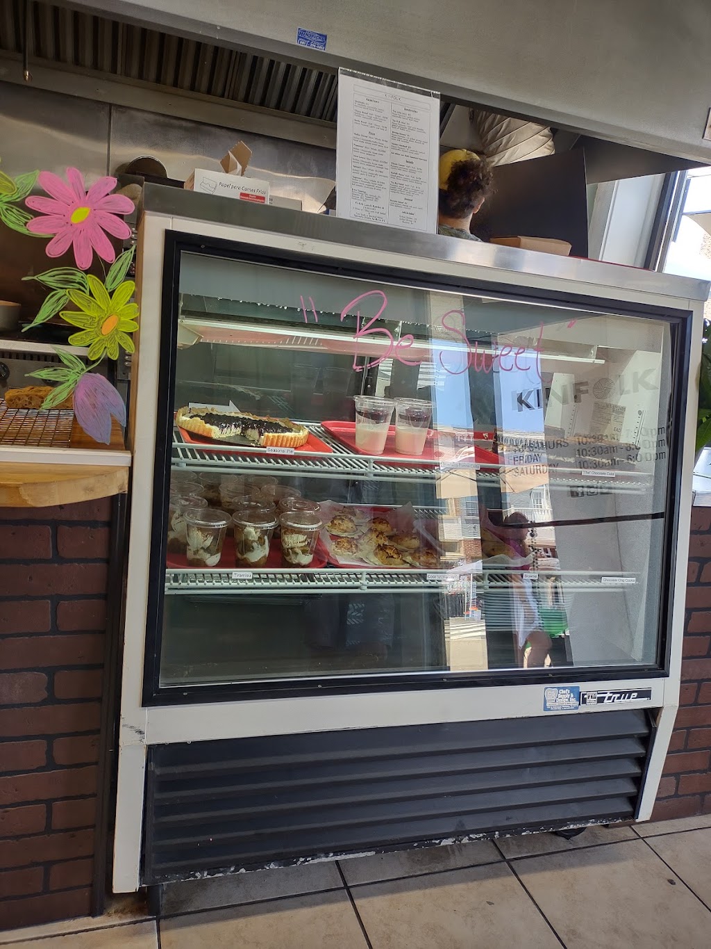 Kinfolk | restaurant | 6 S Ct Square, Brownsville, TN 38012, USA | 7312776716 OR +1 731-277-6716